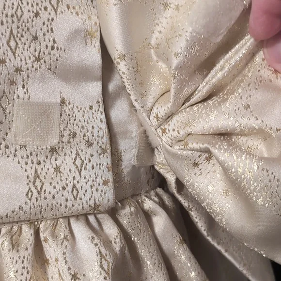 Dress - Picture 11 of 11